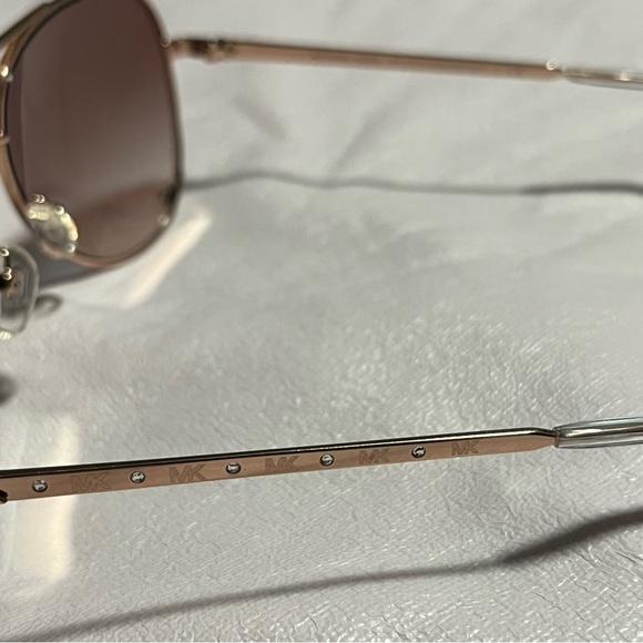 Michael kors sunglasses - Picture 5 of 5